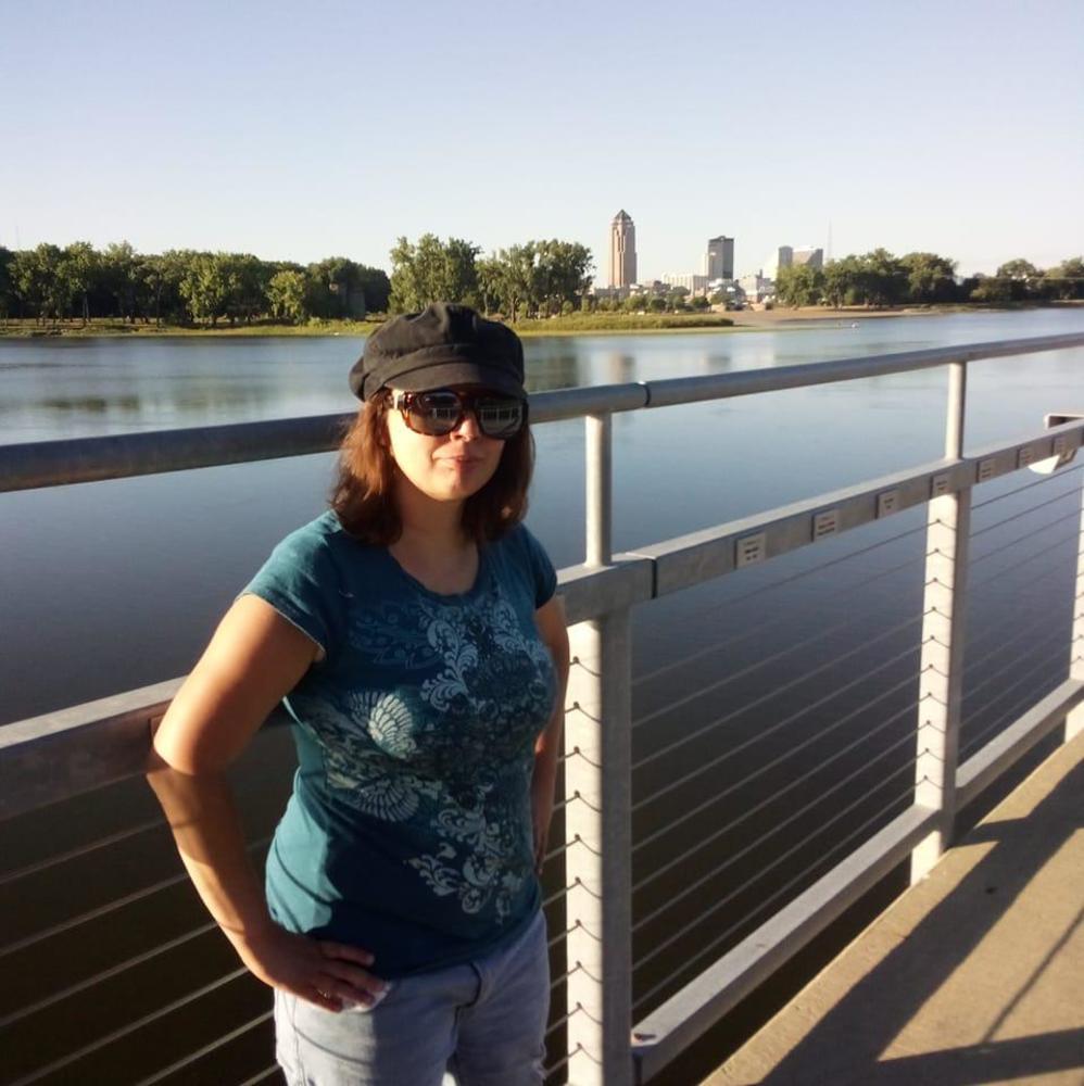 Meet your Posher, Jennifer